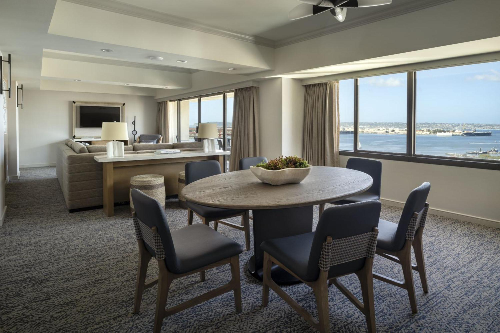 Marriott Marquis Marina Hotel 4*
